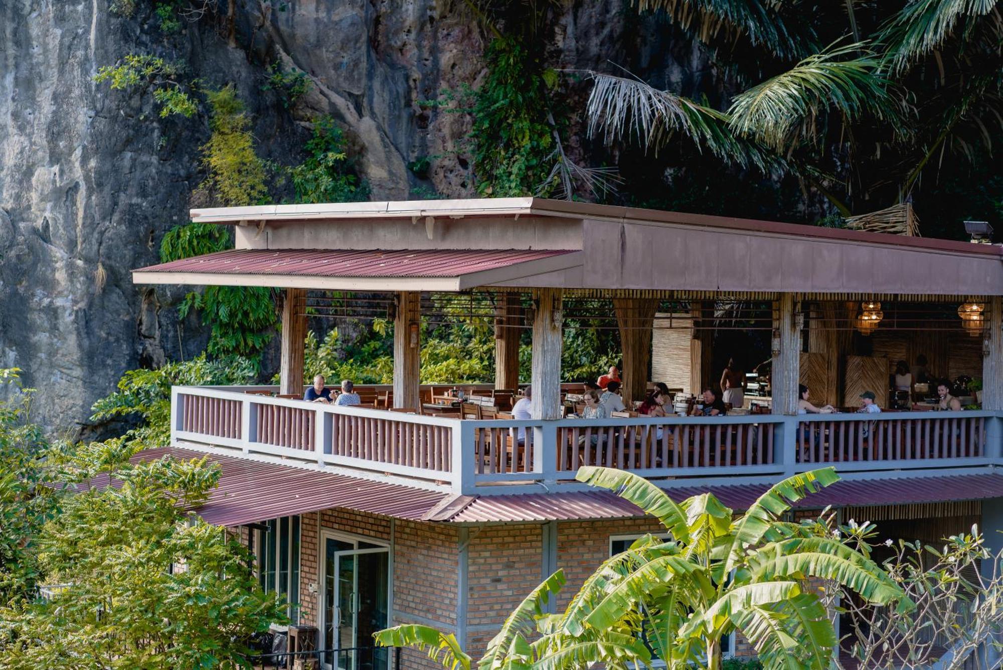 Resort Phutawan Strand Railay